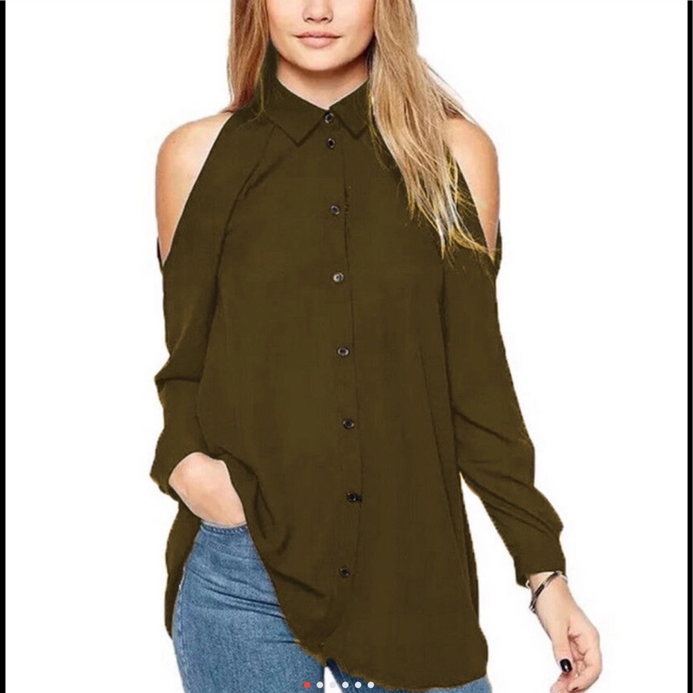 💕HOST PICK💕Olive off the shoulder blouse